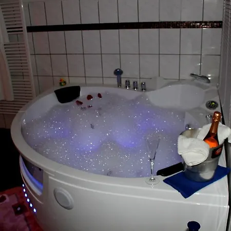 Апартаменты Haus Veni Бад-Грунд