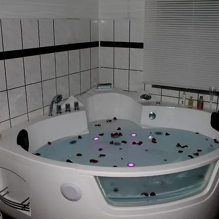 Haus Veni Апартаменты Бад-Грунд