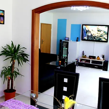 Haus Veni Апартаменты *