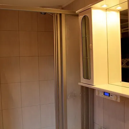 Апартаменты Haus Veni *