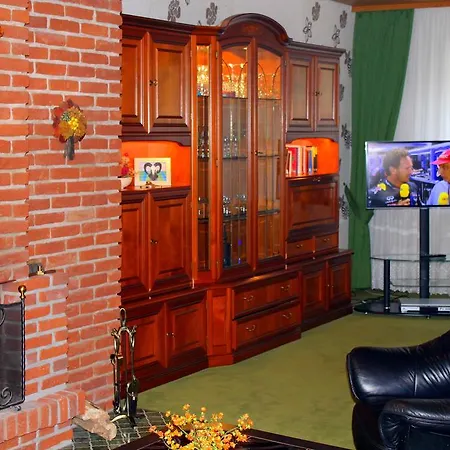 Haus Veni Апартаменты Бад-Грунд