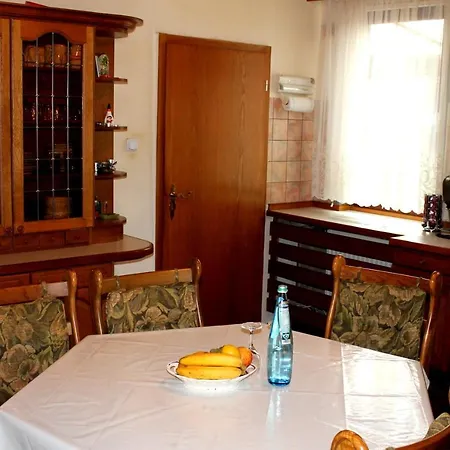 Апартаменты Haus Veni Бад-Грунд